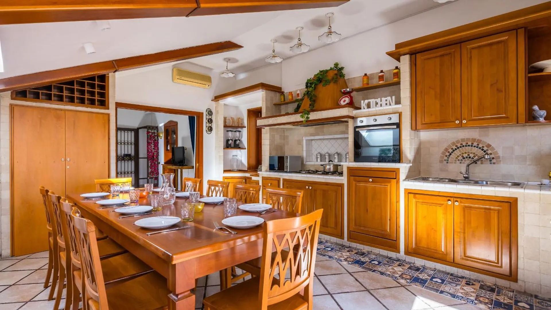 Casa Raffaela With Terrace By Wonderful Italy Apartment Naples Italy